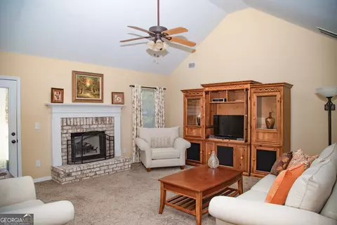 Living - 149 Bridle Path, Griffin, GA 30224 photo 1 of 2