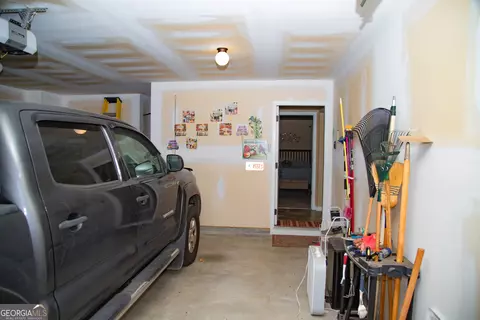 Entry Way - 149 Bridle Path, Griffin, GA 30224 photo 4 of 4