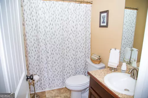 Bath - 149 Bridle Path, Griffin, GA 30224 photo 1 of 5
