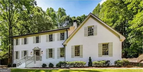 313 Summit Ridge Dr, Lawrenceville, GA 30046