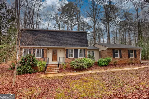 30 Meadow Ln, Covington, GA 30014