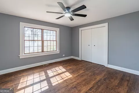 Bedroom - 1203 E Ridge Rd, Gainesville, GA 30501 photo 3 of 4