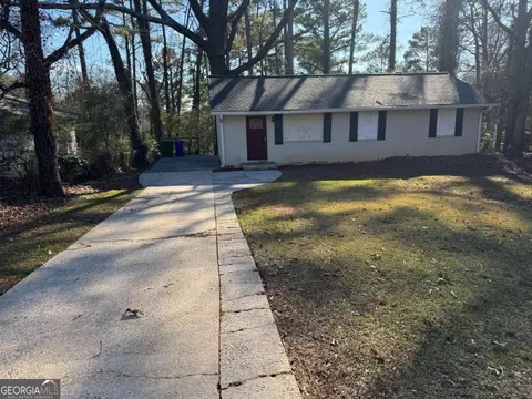 3705 Daisy Dr, Decatur, GA 30032