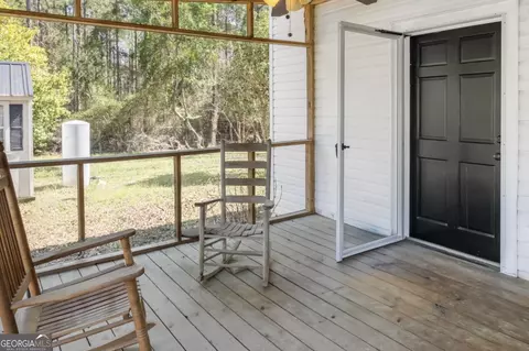 Exterior - 17332 Old River Rd N, Garfield, GA 30425 photo 5 of 5