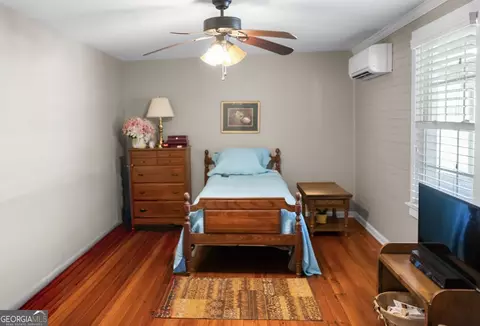 Bedroom - 17332 Old River Rd N, Garfield, GA 30425 photo 1 of 4