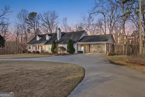 81 Mcmurray Cir, Toccoa, GA 30577