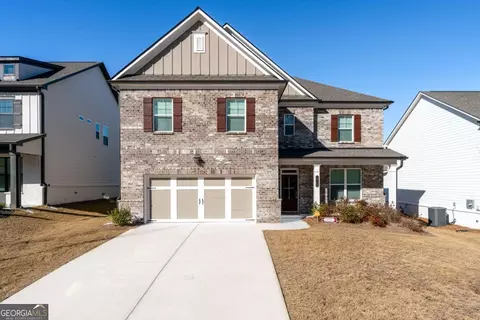 1752 Dover Creek Ln, Lawrenceville, GA 30045