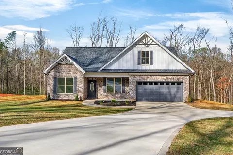 645 Musgrove Rd, Griffin, GA 30223