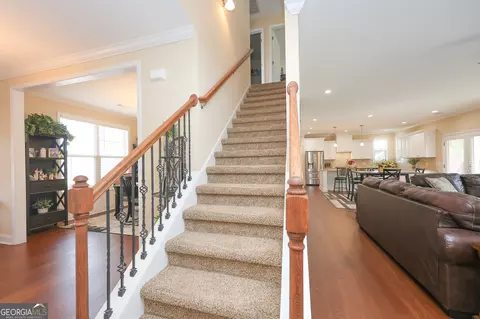 Entry Way - 414 Lakeview Way, Lagrange, GA 30241 photo 9 of 11
