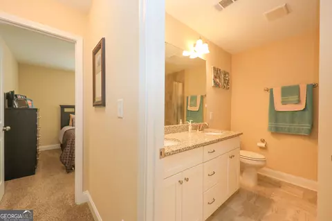 Entry Way - 414 Lakeview Way, Lagrange, GA 30241 photo 11 of 11