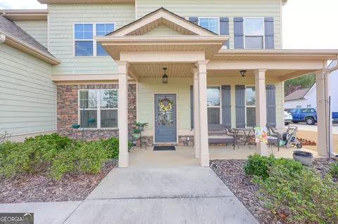 Exterior - 414 Lakeview Way, Lagrange, GA 30241 photo 2 of 14