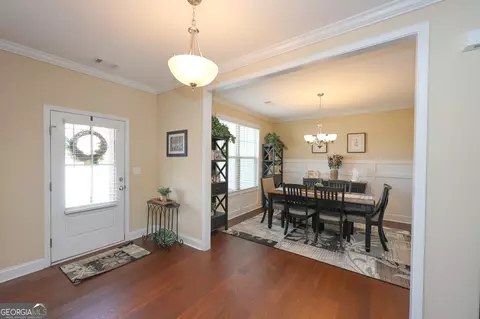 Entry Way - 414 Lakeview Way, Lagrange, GA 30241 photo 6 of 11