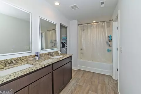 Bath - 244 Overlook Rd, Covington, GA 30014 photo 1 of 1