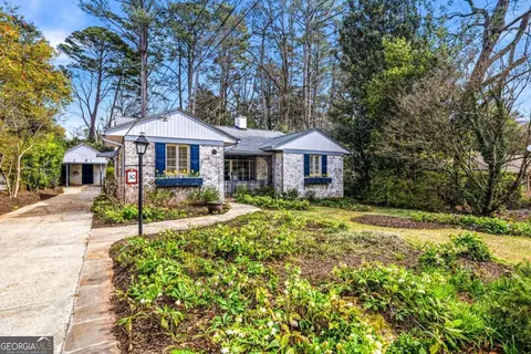 30 Lakeshore Dr, Avondale Estates, GA 30002