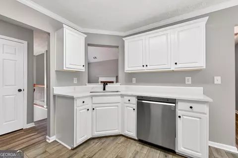 Kitchen - 224 Stillwater Ct, Hampton, GA 30228 photo 2 of 3