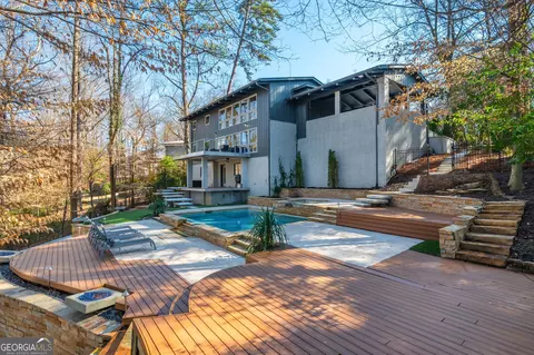 1304 Bernadette Ln NE, Atlanta, GA 30329
