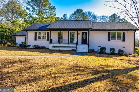3625 Pointer Rd, Loganville, GA 30052