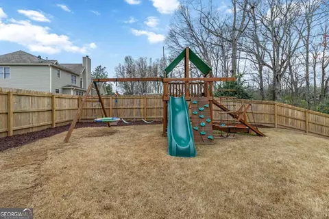 Exterior - 645 Summerwind Way, Suwanee, GA 30024 photo 4 of 7