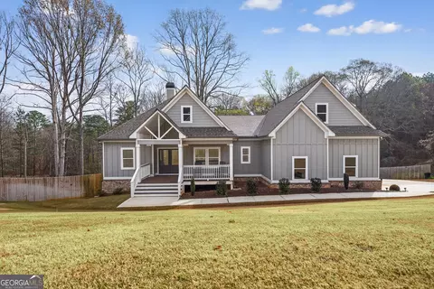 1021 Windsor Creek Dr, Madison, GA 30650