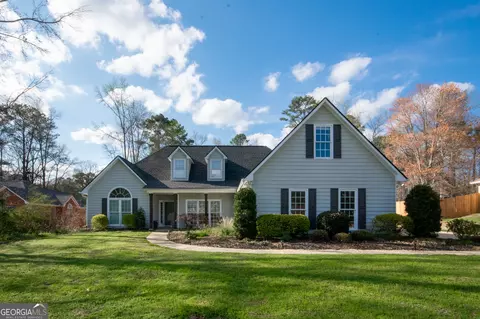 70 Cobblestone Cv, Sharpsburg, GA 30277