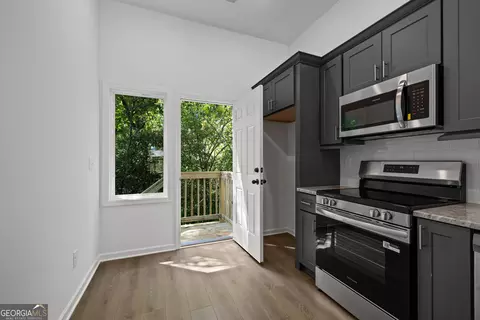 Kitchen - 799 Hunnicutt Ave, Lagrange, GA 30240 photo 2 of 2
