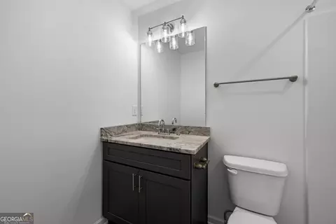 Bath - 799 Hunnicutt Ave, Lagrange, GA 30240 photo 4 of 4