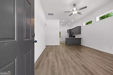 Entry Way - 799 Hunnicutt Ave, Lagrange, GA 30240 photo 1 of 4