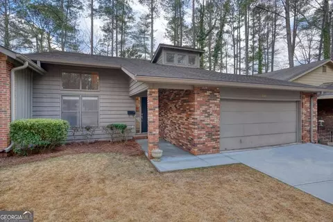 300 Cruise Ct, Roswell, GA 30076