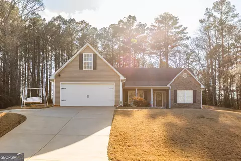 164 Laurel Ln, Social Circle, GA 30025