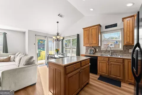 Kitchen - 204 Sugar Maple Dr, Cornelia, GA 30531 photo 1 of 4