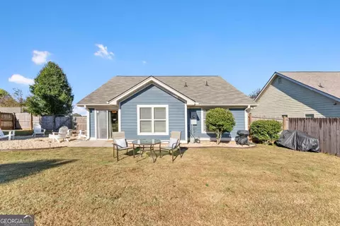 Exterior - 204 Sugar Maple Dr, Cornelia, GA 30531 photo 6 of 9