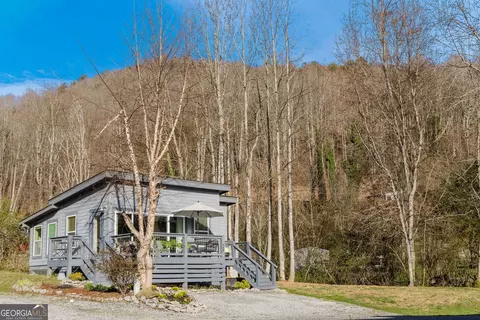 28 Maple Spgs, Clayton, GA 30525