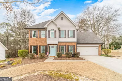 2240 Emerald Dr, Loganville, GA 30052