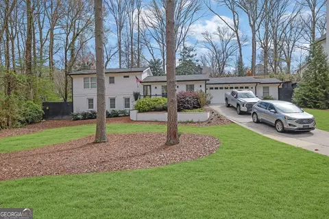 70 Bonnie Ln, Atlanta, GA 30328
