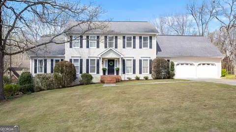 206 Huntington Ct, Macon, GA 31210