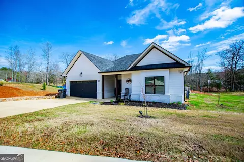27 Ward Haven Dr, Wedowee, AL 36278