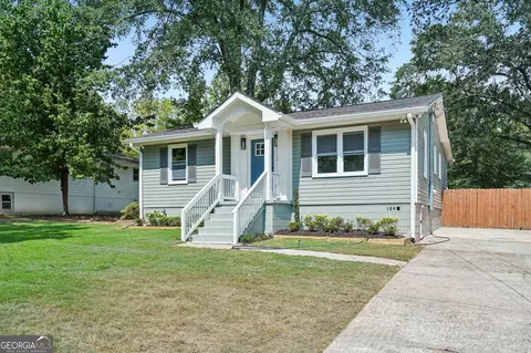 1005 Pinedale Dr SE, Smyrna, GA 30080