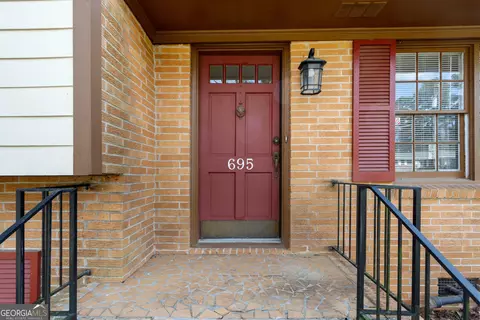695 Carlouetta Rd, Mableton, GA 30126