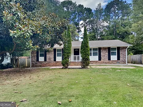 1352 Labelle St, Jonesboro, GA 30238