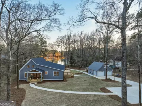 1280 Kimbrough Dr, White Plains, GA 30678