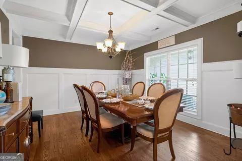 Dining - 348 Willow Pointe Dr, Lagrange, GA 30240 photo 1 of 5