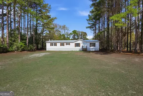 196 Barn Road Cir, Jesup, GA 31545