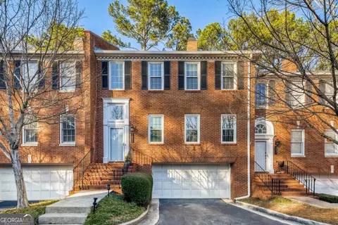 3833 Savannah Sq E, Atlanta, GA 30340