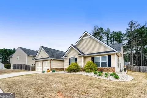 733 Sycamore Dr, Villa Rica, GA 30180