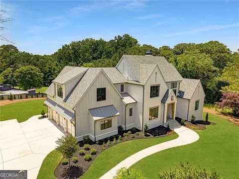 6428 E Cherokee Dr, Canton, GA 30115