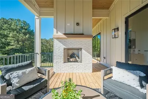 Exterior - 6428 E Cherokee Dr, Canton, GA 30115 photo 7 of 11