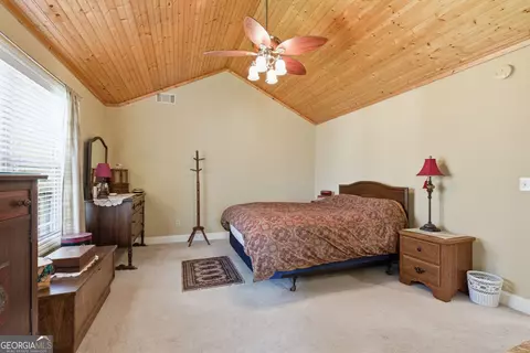 Bedroom - 498 Deer Track Rd, Cornelia, GA 30531 photo 2 of 8