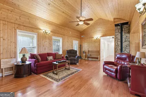 Living - 498 Deer Track Rd, Cornelia, GA 30531 photo 2 of 3