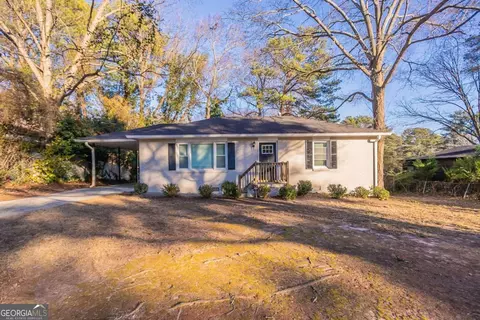 2196 Knoll Dr, Decatur, GA 30032