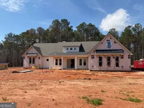 126 Woodford Dr, Roopville, GA 30170